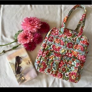 Vera Bradley top zip tote!